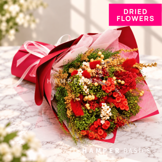 Dried flower bouquet in red theme
